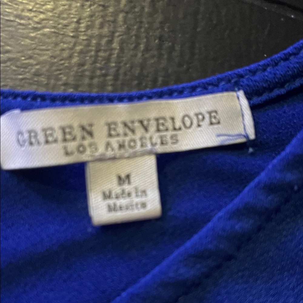 💁‍♀️👚WOMENS  Royal Blue Women's Blouse new without tags 🏷️ - Picture 2 of 7